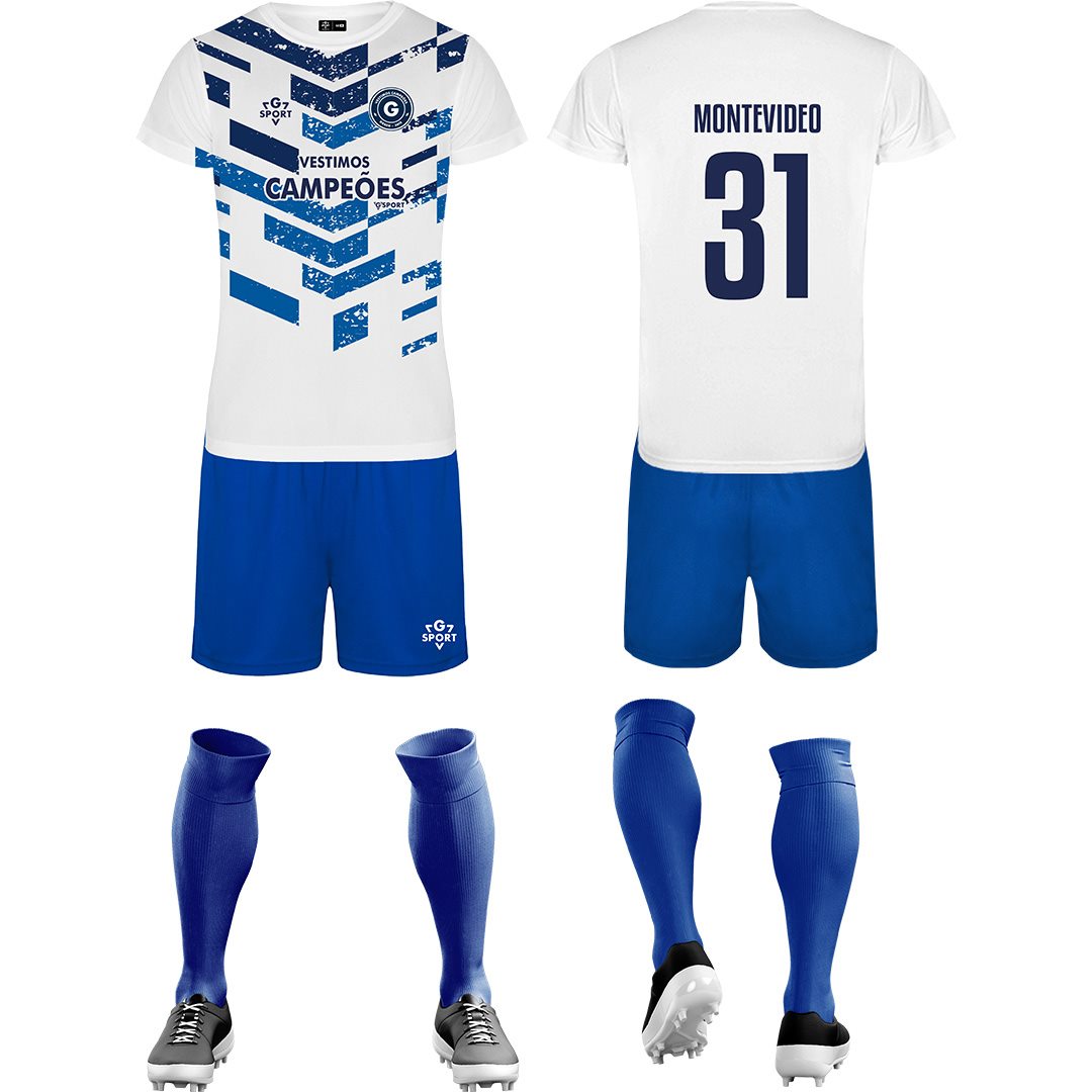 Kit Striker - Image 1